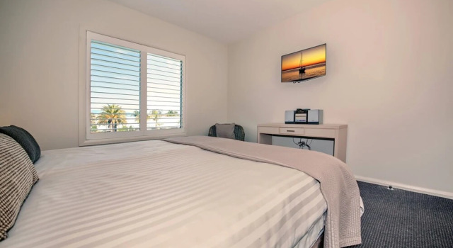 Pacific Blue Apartment 278, 265 Sandy Point Road, Book Apartment Salamander Bay Port Stephens