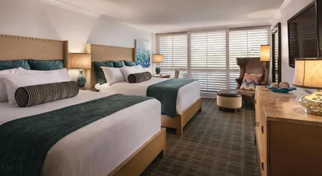 Четырёхместный номер Standard The Cliffs Hotel and Spa