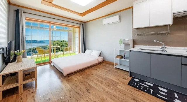 Номер Standard Yeongheungdo noeul&bada pension
