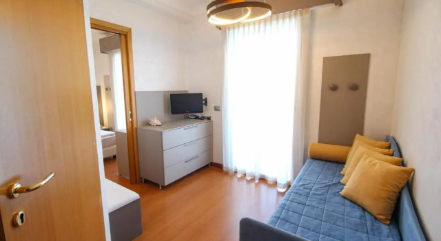 Полулюкс Grand Hotel Esplanada