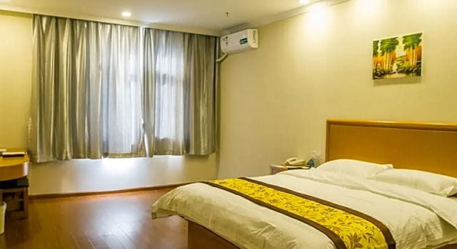 Двухместный номер Deluxe GreenTree HeBei TangShan Nanhu Lake Express Hotel