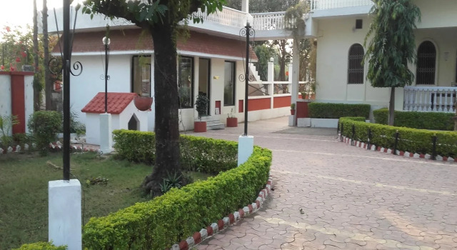 Yogi Ashram Guest House
