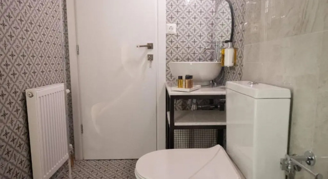 Студия ATHENIAN YARD SUITES