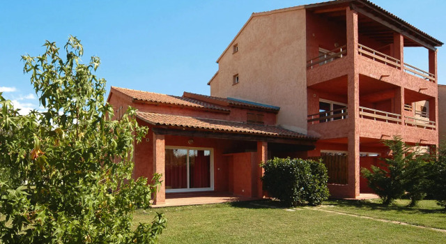 Residence Marina Corsa, Ghisonaccia, Apt with balcony or small garden, Rezerwuj Hotel Hotele w Korsyka z parkingiem, Parking