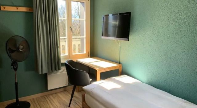 Номер Standard 5th Floor Basic Rooms - shared bathrooms