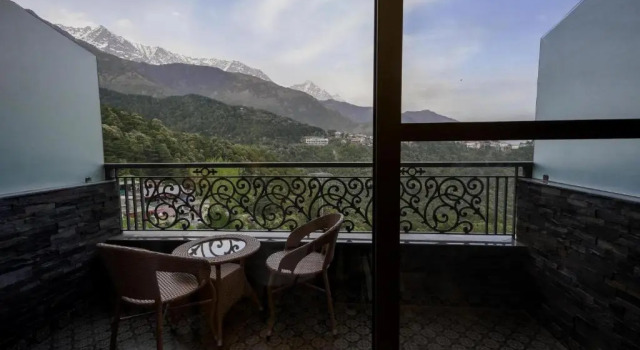 Номер Premium Alivaa Hotel, McLeodganj With Best Dhauladhar View & Infinity Pool Sky Garden