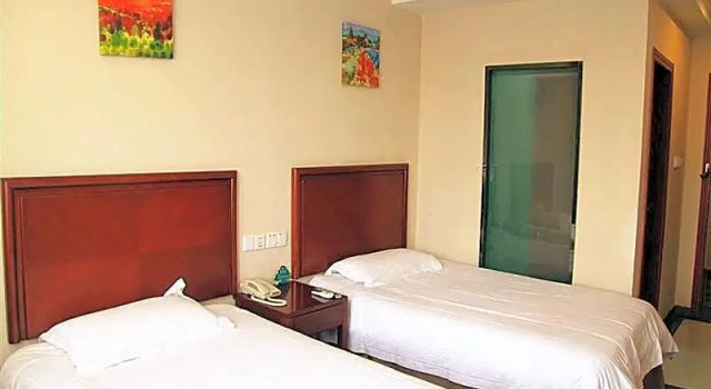 Двухместный номер Business GreenTree Inn Hefei High Speed Rail Station Baohe District Government Business Hotel