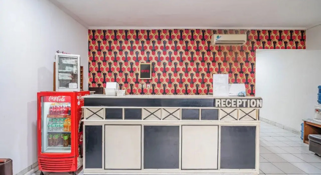 Collection O Hotel Sanira, Book Hotel Hotels in Bandung with Parking, near Gedung Sate, Parking