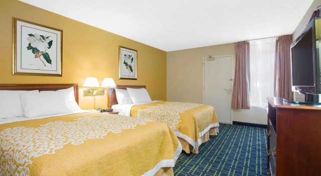 Люкс Days Inn by Wyndham Greenville