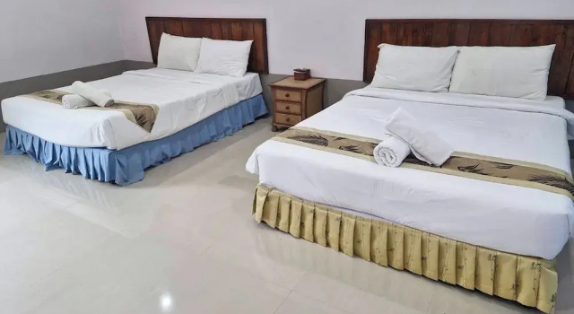 Четырёхместный номер Standard с видом на бассейн Tontarn Resort and Spa