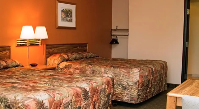 Номер Standard Cottonwood Inn & Suites