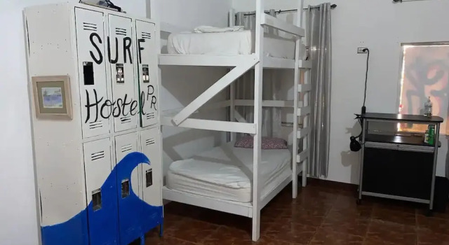Кровать в общем номере (мужской номер) Beach Dorms San Juan