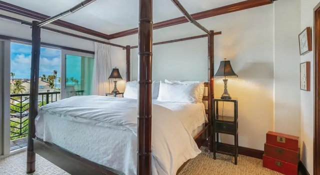Waipouli B401 2 Bedroom Condo by RedAwning