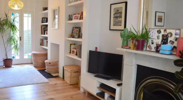 2 Bedroom Home in Stoke Newington, Забронировать Апартаменты/квартира Лондон Большой Лондон, рядом с Stoke Newington Station