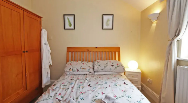 Huoneisto Compton House Snug
