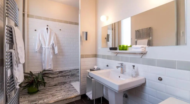 Standard double chambre avec balcon L'autre Rives