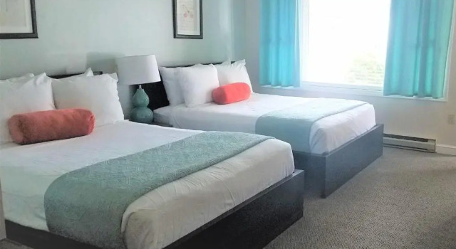 Четырёхместный номер Standard The Lighthouse Inn & Suites