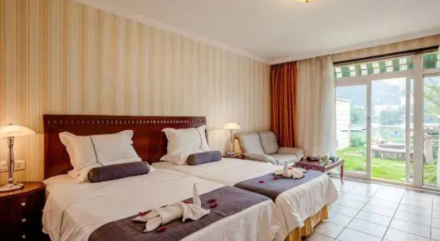 Люкс Sky & Sea Resort