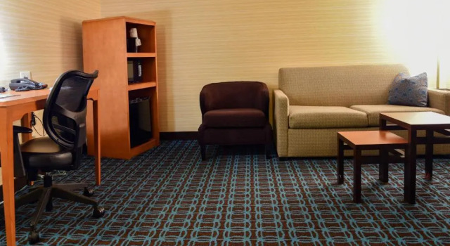 Двухместный люкс Executive c 1 комнатой Fairfield Inn Hartford Airport