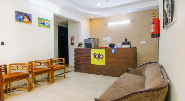 FabHotel Nirvana - 600m from CK Birla Hospital Gurgaon