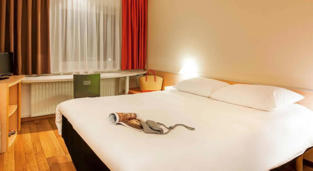 ibis Hotel Hannover Medical Park, Забронировать Отель Буххольц-ин-дер-Нордхайде Люнебургская пустошь