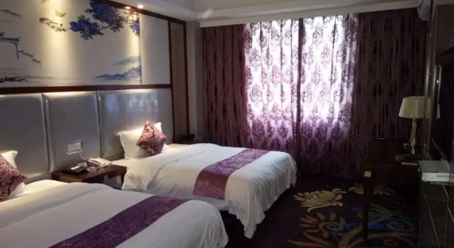 Двухместный номер Deluxe Dengxillai Hotel Foshan