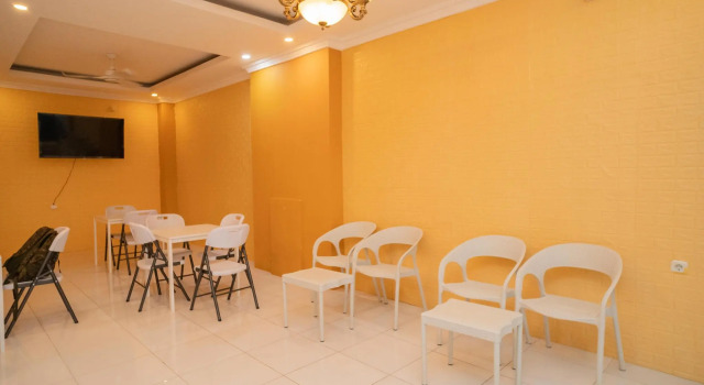 KoolKost Syariah near Arion Mall Rawamangun, Book Hotel Jakarta Jakarta Province, near Arion Mall