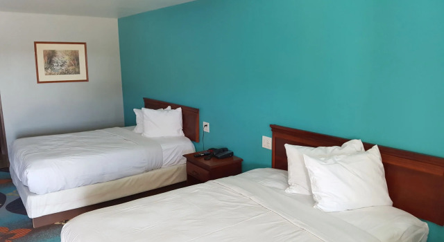 Fortuna Redwood Inn, Rezerwuj Hotel Fortuna 