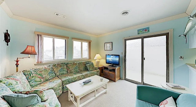 Canal-front W/ Pool & Docking, Near Beach 2 Bedroom Condo, Забронировать Отель Отели Оушен-Сити 3 звезды, рядом с Окружная библиотека в Оушен-Сити, 3*