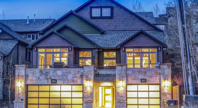 607 Deer Valley Drive 5 Bedroom Townhouse