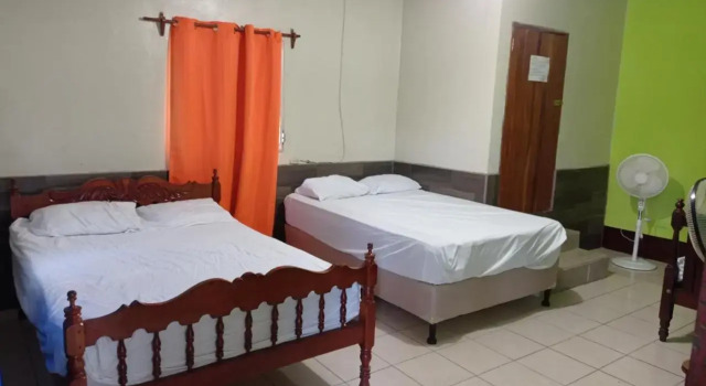 Loren's House, Rezervovat Hotel Moyogalpa 