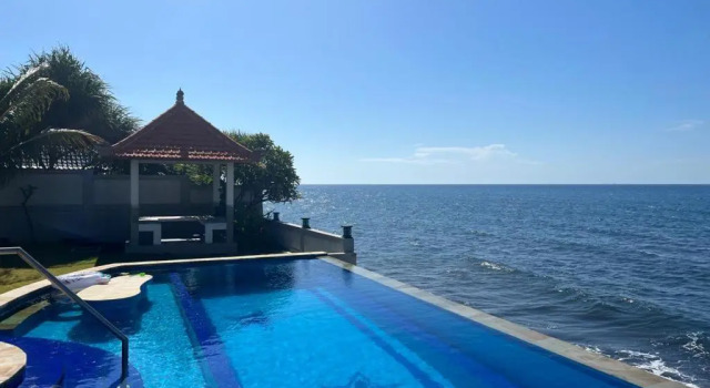Вилла Coco Blu Villa