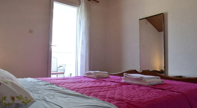 Apartment Tommy, Prenota Appartamento Hotel a Isole Quarnerine con parcheggio, Parcheggio