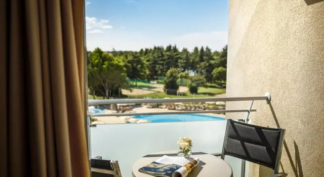 Двухместный номер Superior с балконом и с частичным видом на море Valamar Parentino Hotel