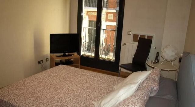 Family Apartments in Chueca by Allô Housing, Забронировать Апартаменты/квартира Мадрид Провинция Мадрид, рядом с Дом-музей Лопе де Вега