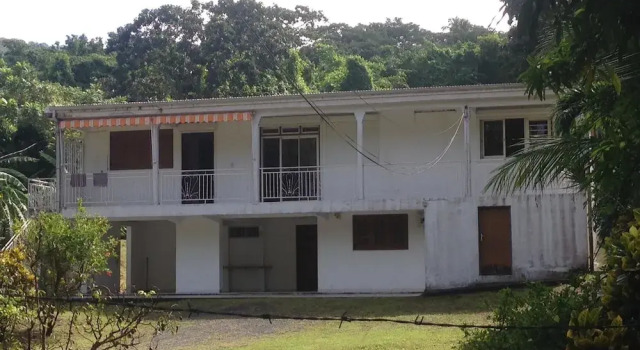 Apartment With 2 Bedrooms in Deshaies , With Enclosed Garden and Wifi, Buchen Sie Ferienwohnung Apartments in Basse-Terre, Ferienwohnung