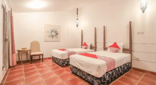 Standard Twin room Wirasamala Villa