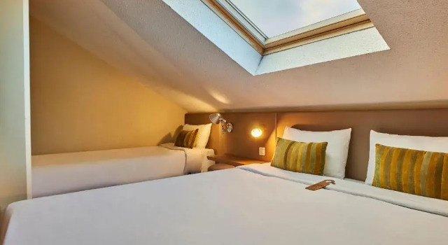 Трёхместный номер Standard Hôtel Bordeaux Clémenceau by Happyculture