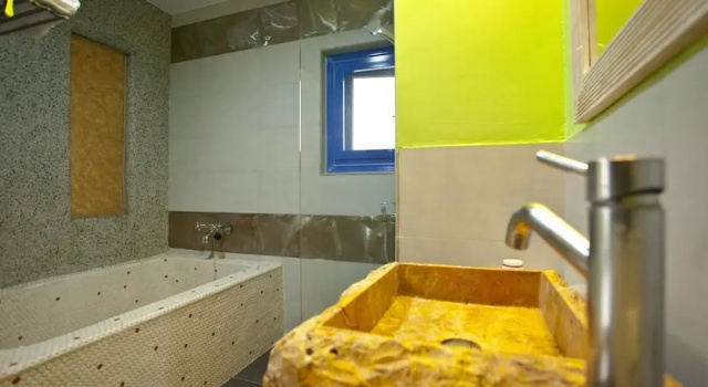 Четырёхместный номер Standard Golden Sea Inn
