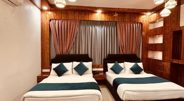 Полулюкс Hotel Baba Deluxe near New Delhi Railway Station and City Center -By RCG Hotels