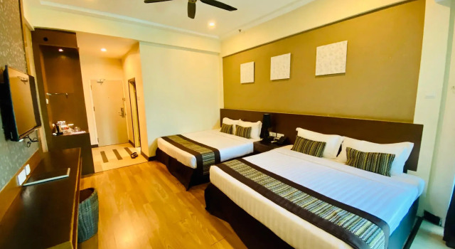 Семейный номер Standard с балконом Langkawi Seaview Hotel
