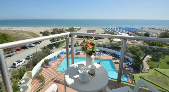 Двухместный номер Standard с балконом Hotel Bellevue Beach - sul mare