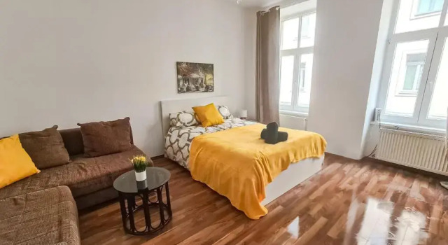 Peaceful 1BR Apt. near Metro Station Längenfeldg., Prenota Appartamento 15. Rudolfsheim-Fünfhaus Vienna