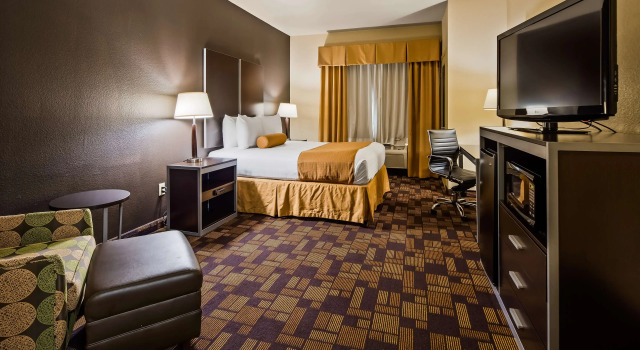 Двухместный номер Standard Best Western Windsor Pointe Hotel & Suites-Frost Bank Center