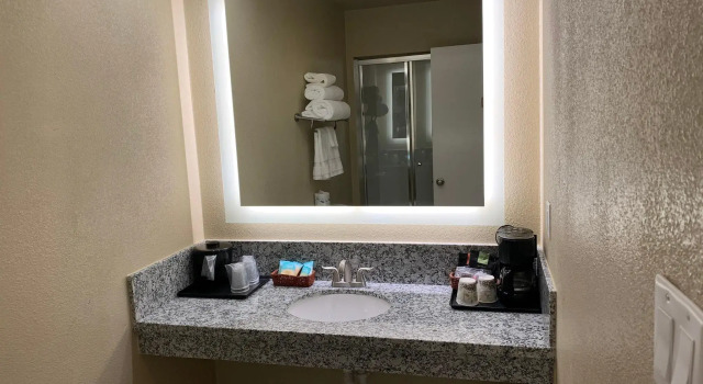 Четырёхместный номер Standard Heritage Inn - Yosemite/Sonora