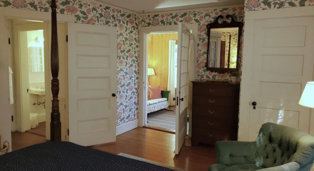 Люкс Standard Harbourside Inn