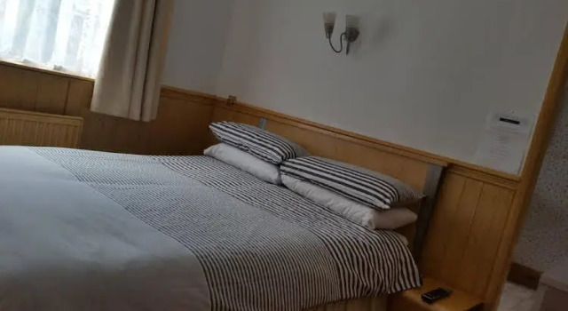 The Garden Mews Hotel, Забронировать Отель Отели Кингстон-апон-Халл с парковкой, рядом с Музей динозавров Dinostar, Парковка
