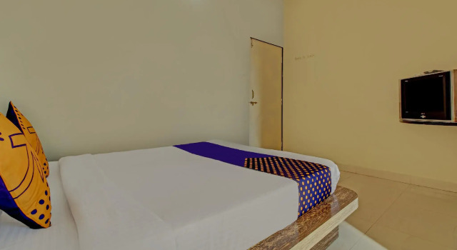 SPOT ON 77223 Saiprasad Inn, Забронировать Отель Отели штата Махараштры 3 звезды, 3*