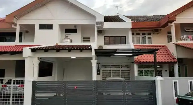 58 Kota Laksamana - Near Jonker Street for 10 - 15 Pax, Забронировать Дом для отпуска Коттеджи Малакки, рядом с Торговый центр Dataran Pahlawan Melaka Megamall, Коттедж