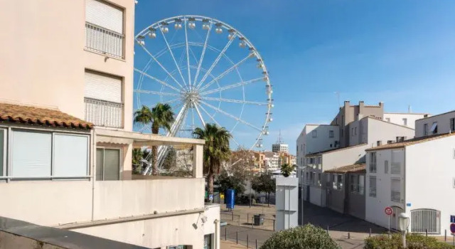 Quai d'Honneur, Rezervovat Hotel Agde Canal du Midi